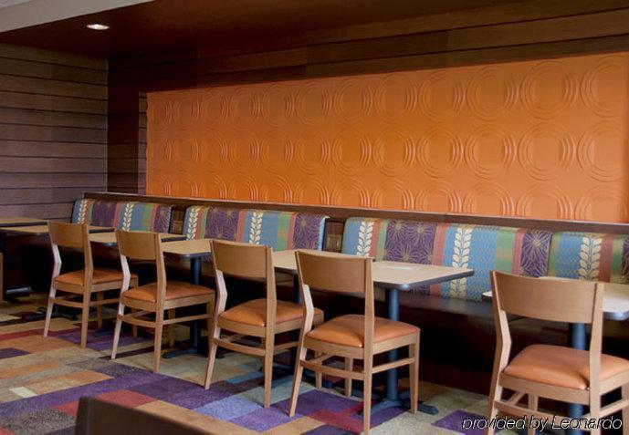 Fairfield Inn & Suites Ames Ngoại thất bức ảnh